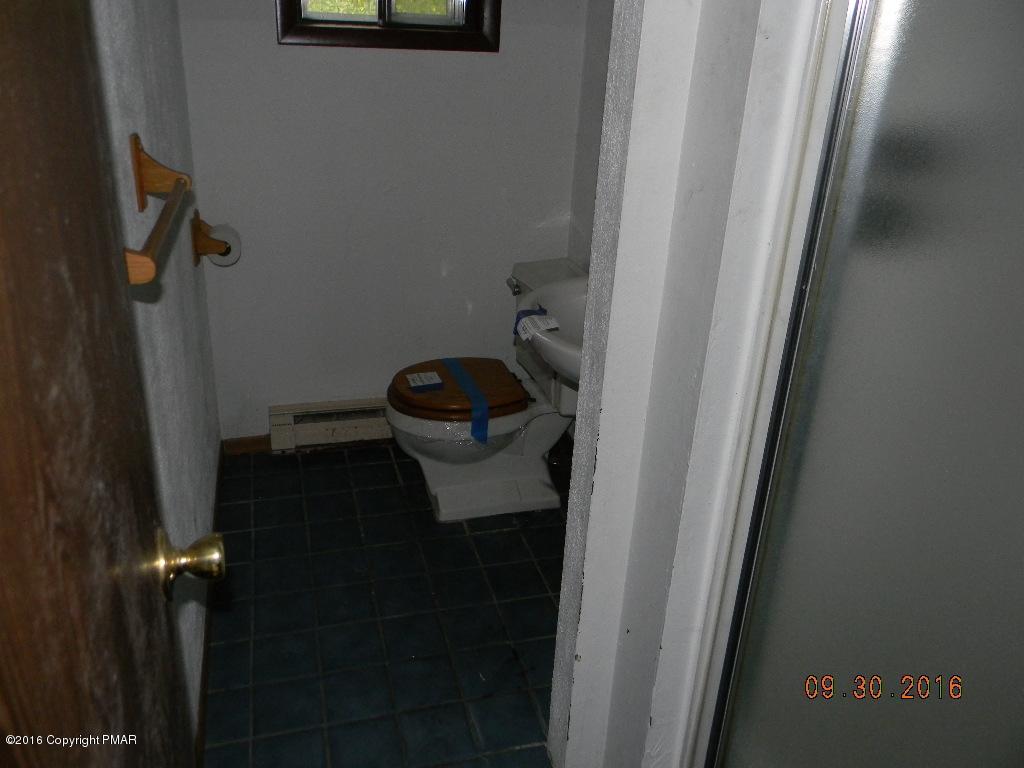 6100 Decker Road Bushkill, PA 18324 - Photo 6 of 15 1st Floor Bathroom
