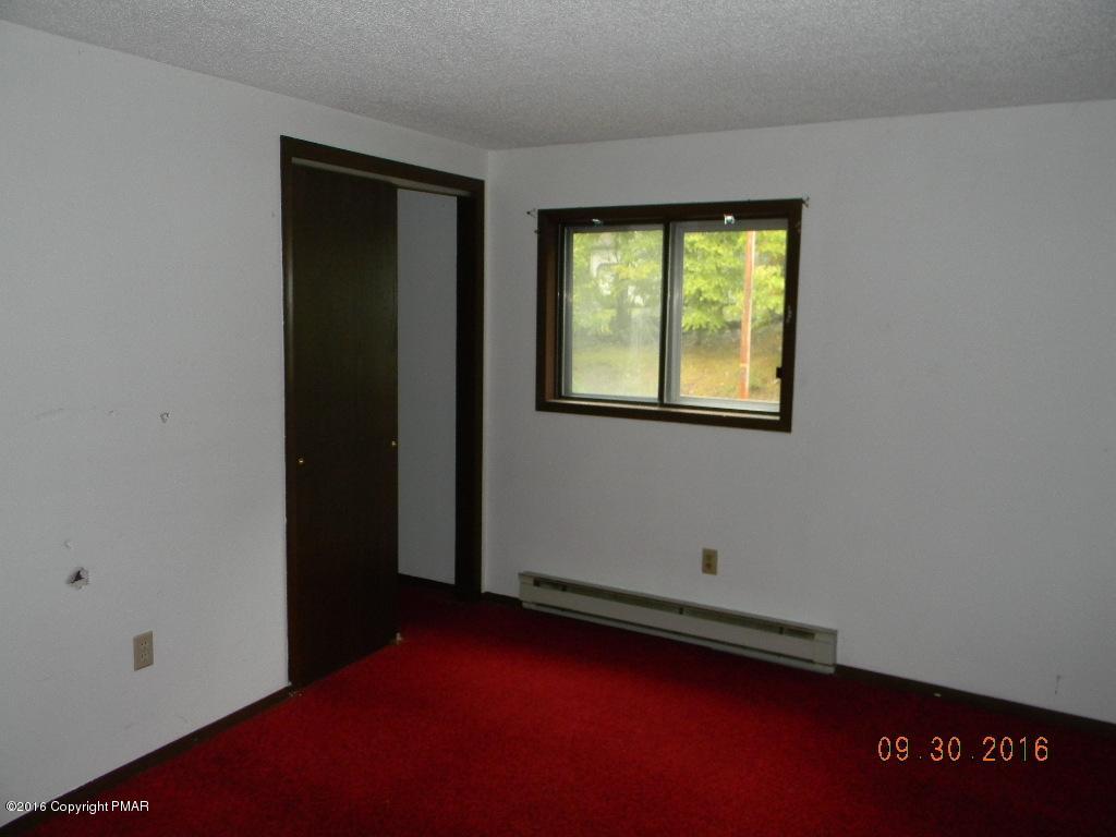 6100 Decker Road Bushkill, PA 18324 - Photo 7 of 15 Bedroom 1