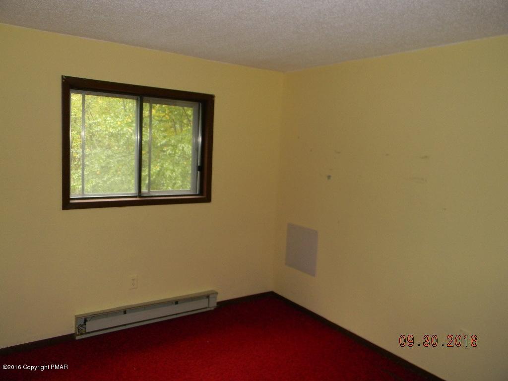 6100 Decker Road Bushkill, PA 18324 - Photo 10 of 15 Bedroom 4
