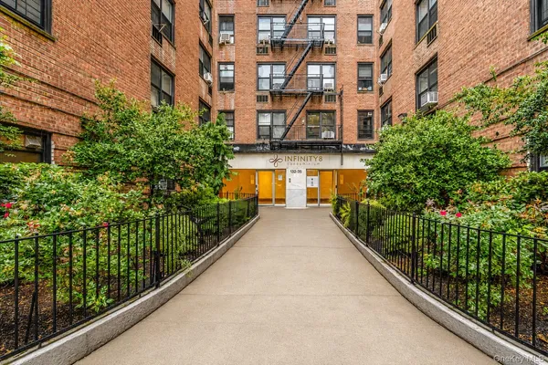 $618,000 | 132-35 Sanford Avenue, Unit 602 | Downtown Flushing