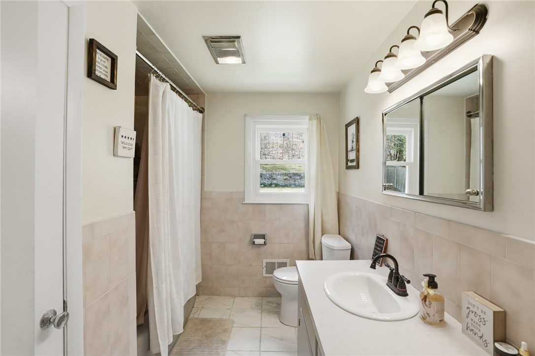 144 Blackrock Road Coventry, RI 02816 - Photo 11 of 33 Bathroom