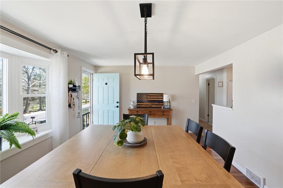 144 Blackrock Road Coventry, RI 02816 - Photo 9 of 33 Dining room