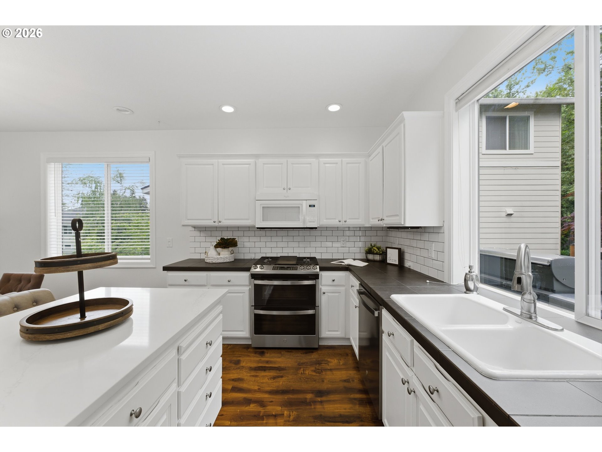 12355 Southwest Autumn View Street Portland, OR 97224 - Photo 6 of 28