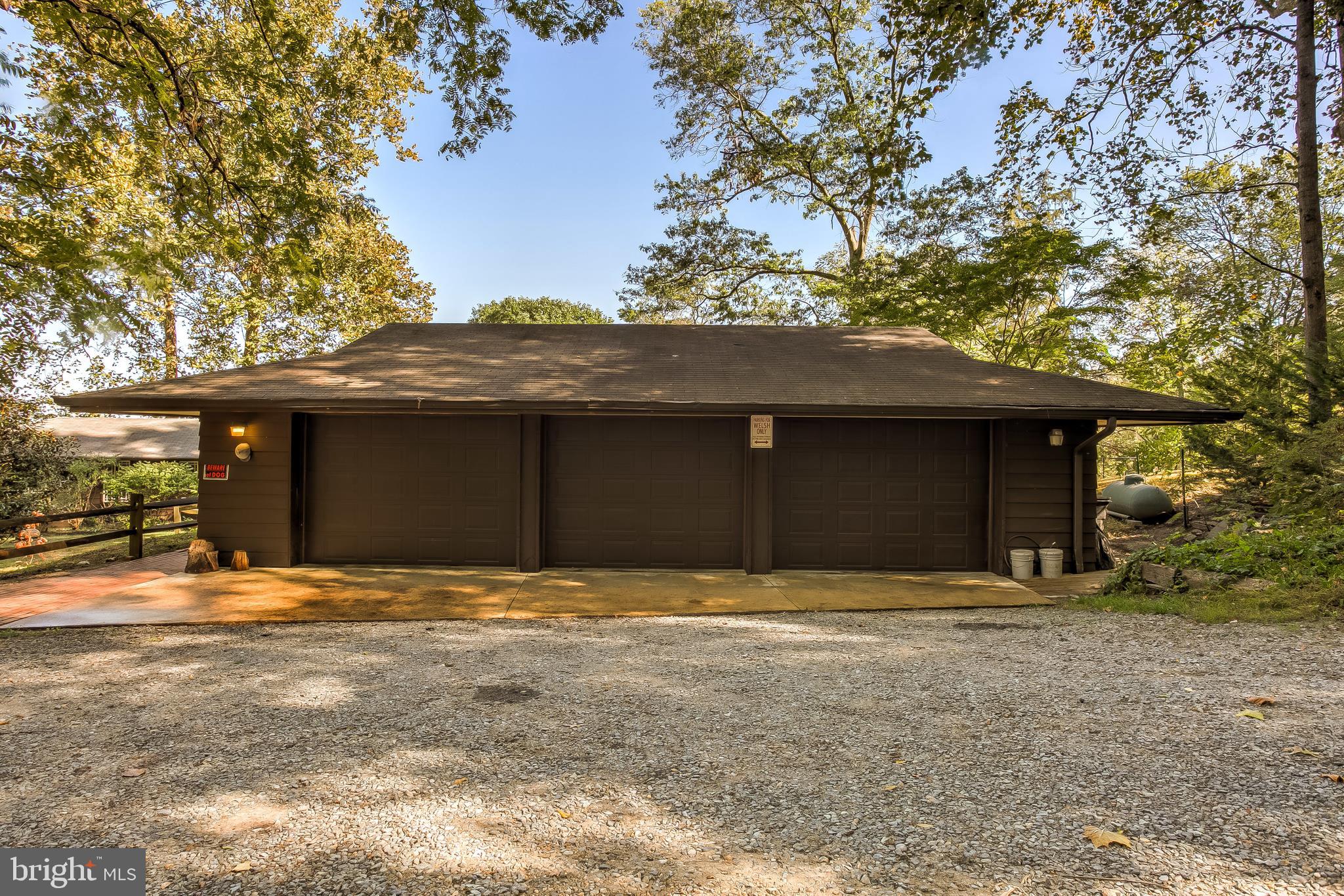 14505 Cactus Hill Road Accokeek, MD 20607 - Photo 19 of 83 Heated 3 Car Garage