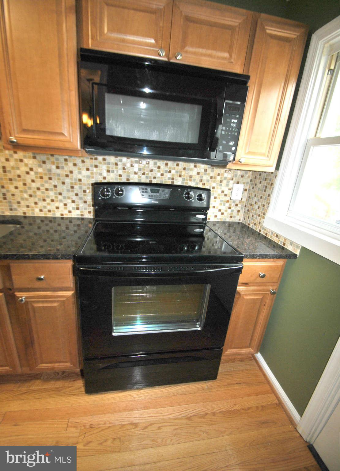 2202 Firethorn Road Middle River, MD 21220 - Photo 14 of 23 Kitchen