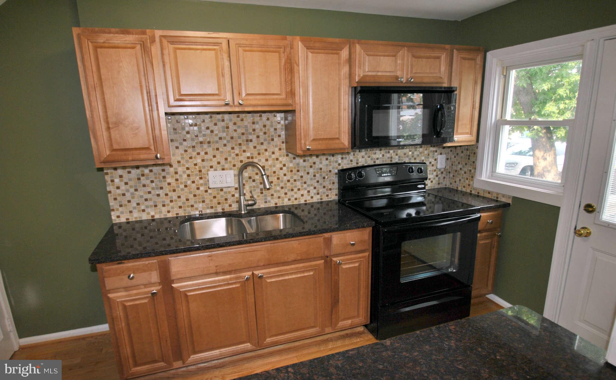 2202 Firethorn Road Middle River, MD 21220 - Photo 8 of 23 Kitchen
