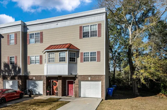 $289,900 | 4636 Palm View Circle, North Charleston, SC 29418