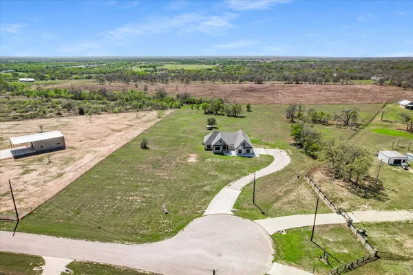 a view of a outdoor space