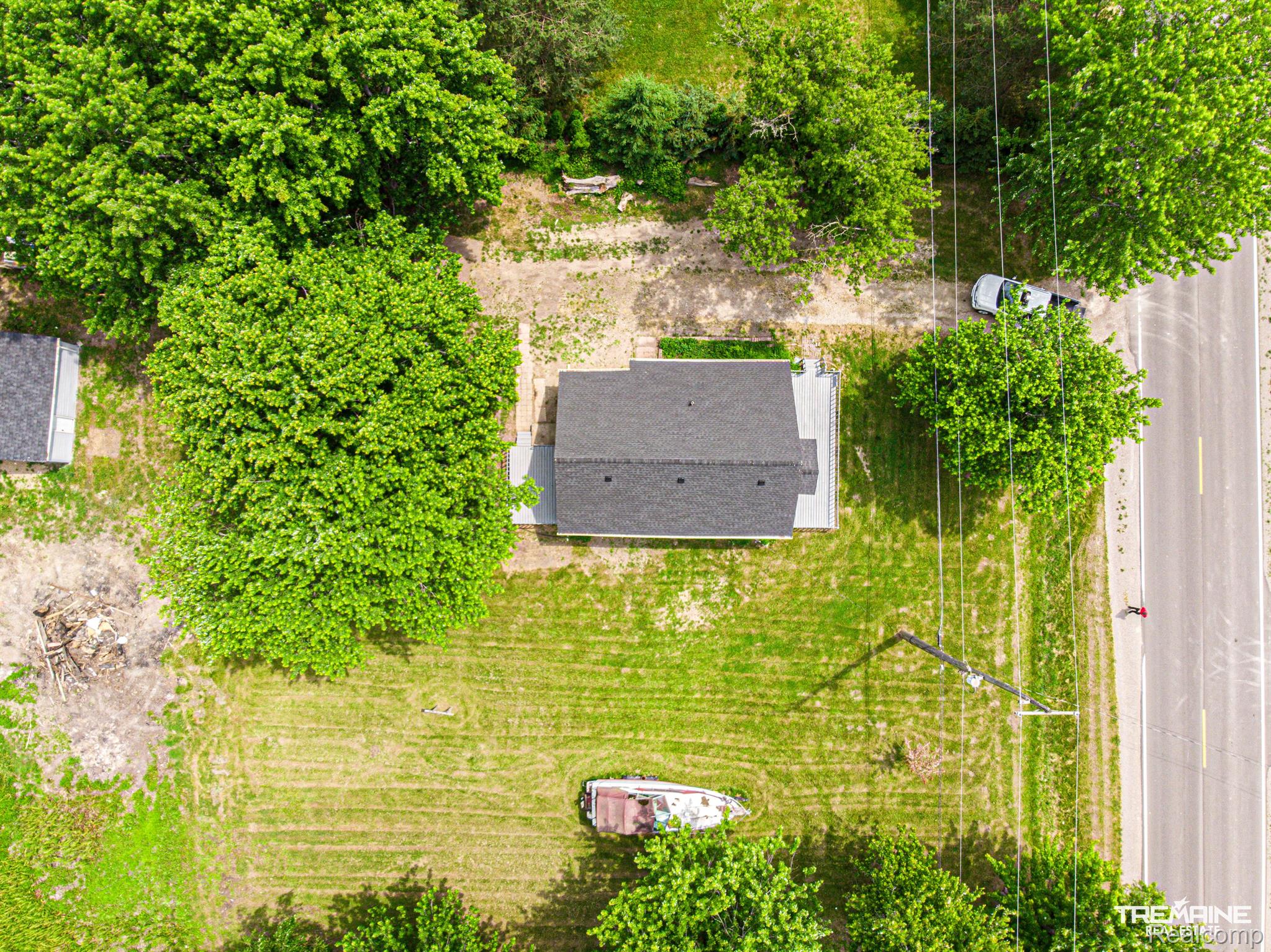 7258 Reid Road Swartz Creek, MI 48473 - Photo 14 of 19 Gallery Image 14