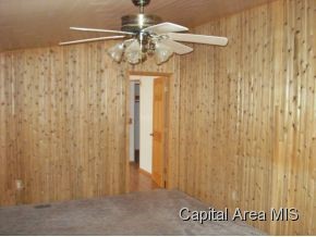 5673 Irwin Bridge Road Pleasant Plains, IL 62677 - Photo 12 of 23 Gallery Image 12