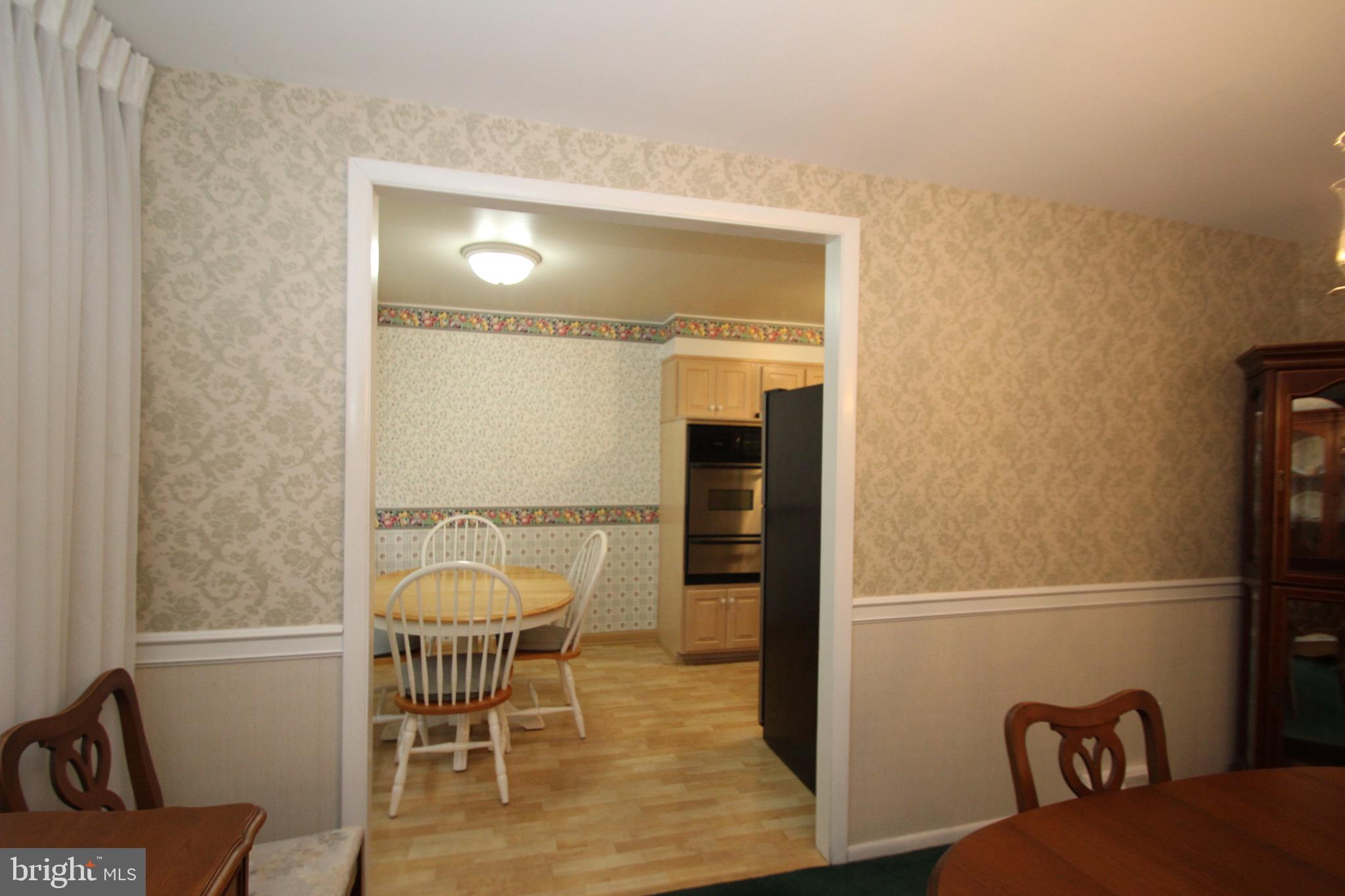 12437 Barbary Road Philadelphia, PA 19154 - Photo 8 of 23