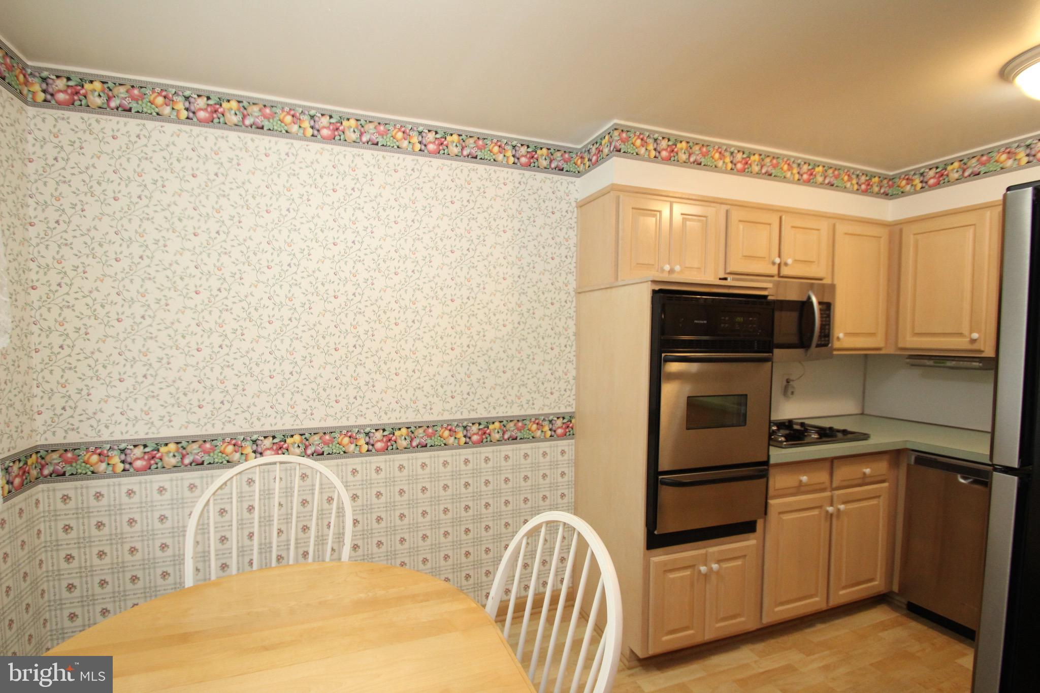 12437 Barbary Road Philadelphia, PA 19154 - Photo 10 of 23