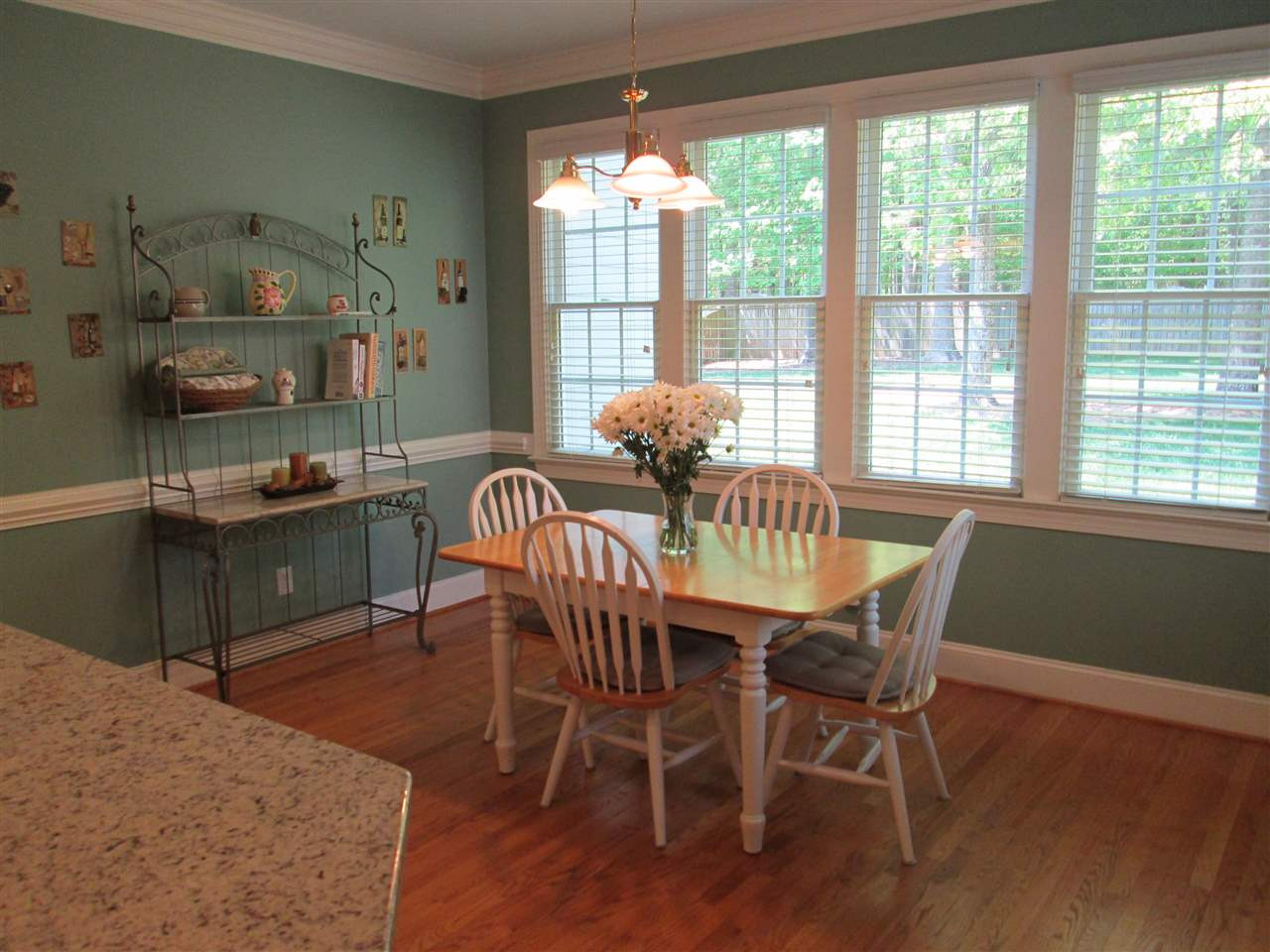 9417 Stone Mountain Road Raleigh, NC 27613 - Photo 7 of 25 Breakfast Area