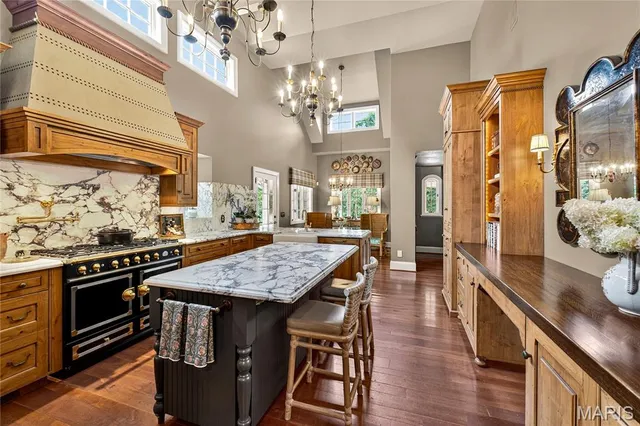 $4,449,000 | 1359 South Mason Road, St. Louis, MO 63131