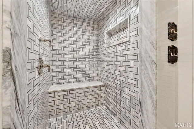 $4,449,000 | 1359 South Mason Road, St. Louis, MO 63131