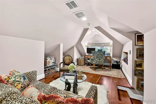 $4,449,000 | 1359 South Mason Road, St. Louis, MO 63131