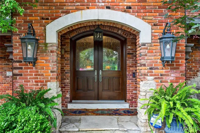 $4,449,000 | 1359 South Mason Road, St. Louis, MO 63131