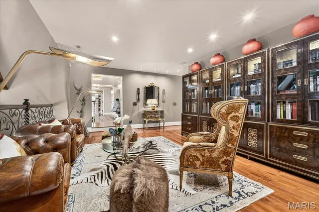 $4,449,000 | 1359 South Mason Road, St. Louis, MO 63131