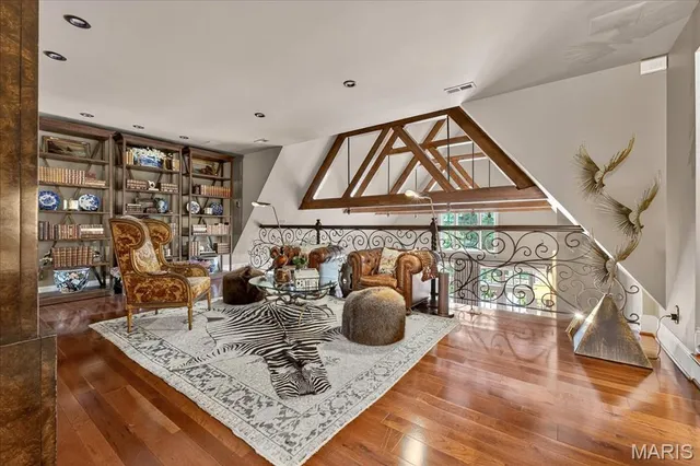 $4,449,000 | 1359 South Mason Road, St. Louis, MO 63131