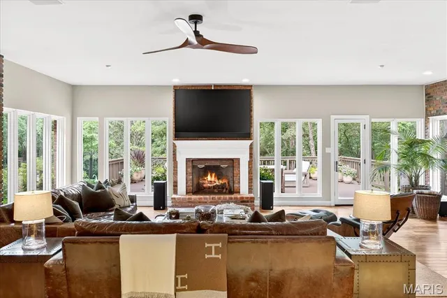 $4,449,000 | 1359 South Mason Road, St. Louis, MO 63131