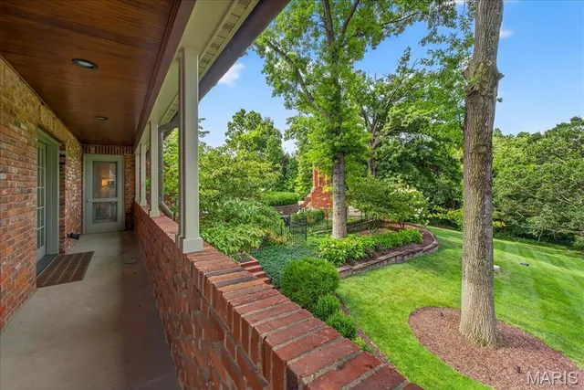 $4,449,000 | 1359 South Mason Road, St. Louis, MO 63131