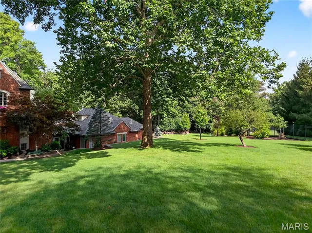 $4,449,000 | 1359 South Mason Road, St. Louis, MO 63131