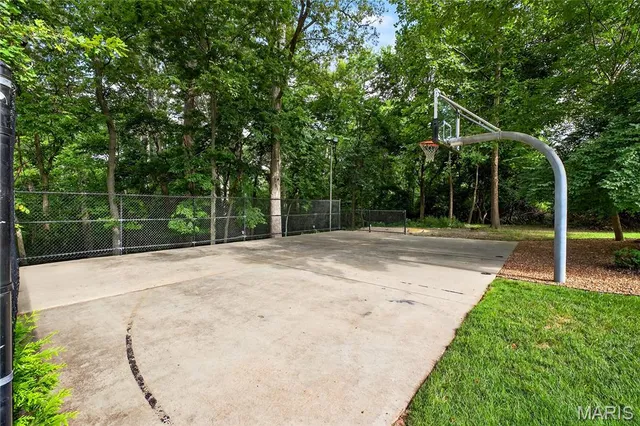 $4,449,000 | 1359 South Mason Road, St. Louis, MO 63131