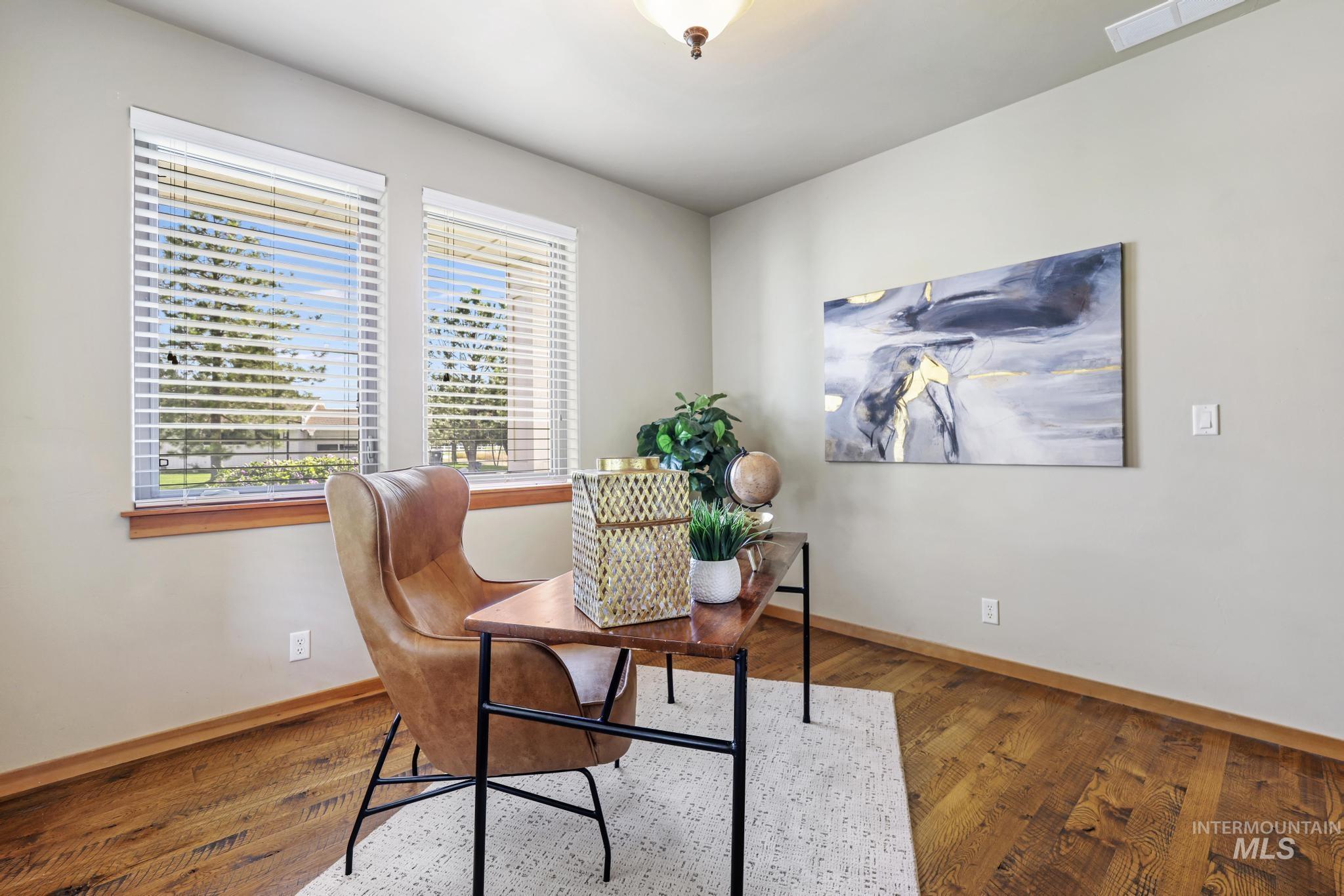205 Edwards Drive Twin Falls, ID 83301 - Photo 20 of 49 Office space with wood finished floors and baseboards