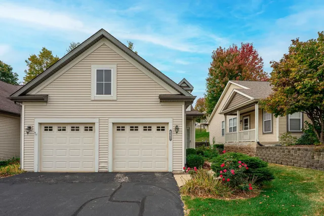 $215,000 | 2517 Sandhutton Avenue, Rockford, IL 61108