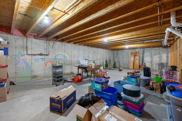 $215,000 | 2517 Sandhutton Avenue, Rockford, IL 61108