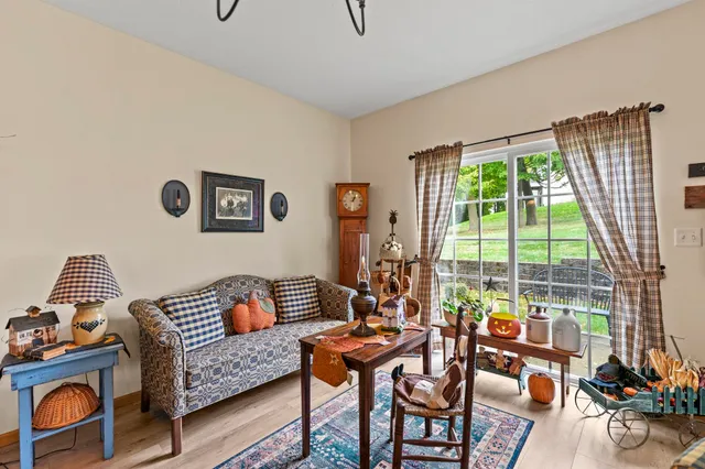 $215,000 | 2517 Sandhutton Avenue, Rockford, IL 61108