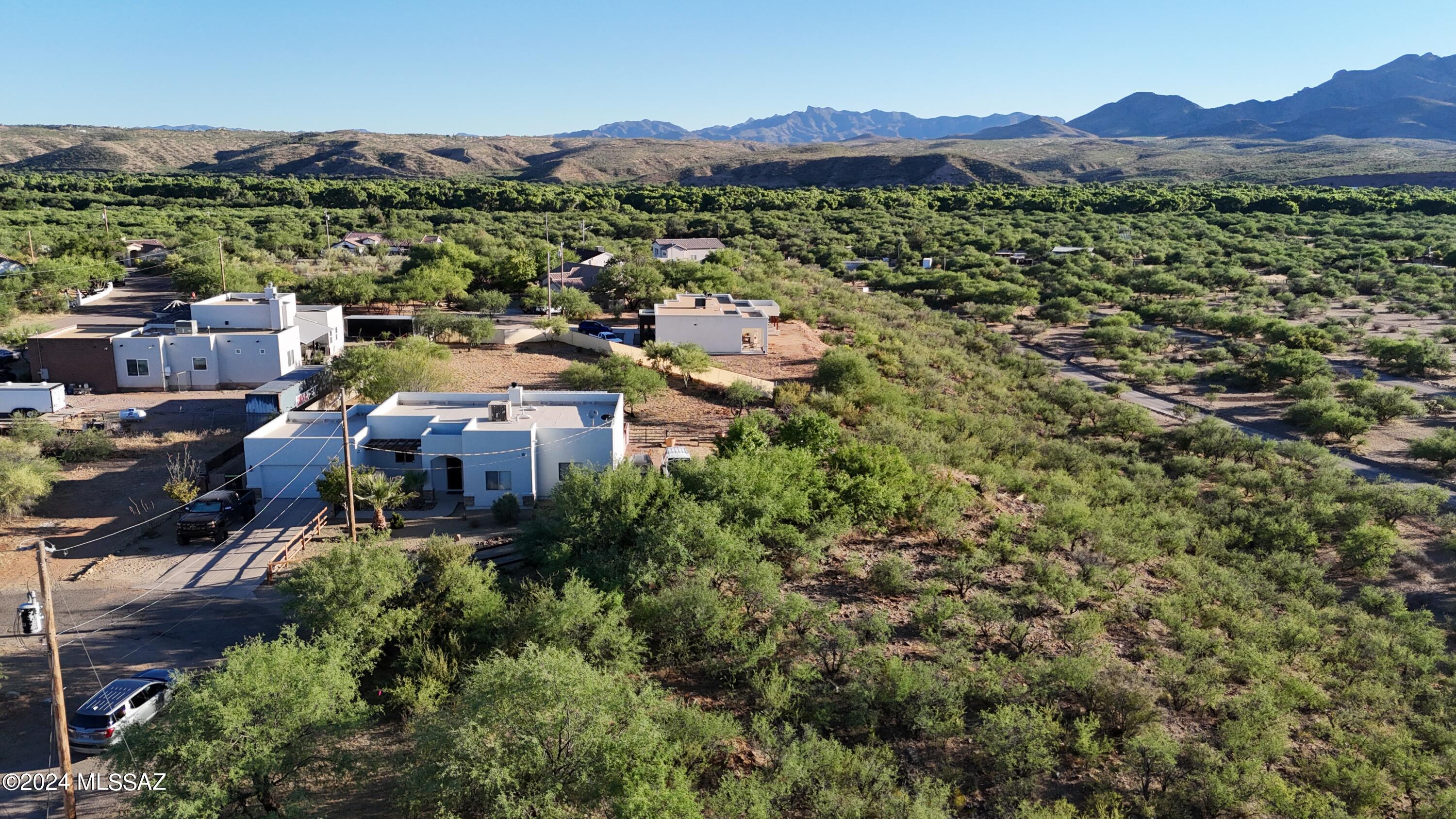 1694 Palma Court, Unit 54 Rio Rico, AZ 85648 - Photo 5 of 12