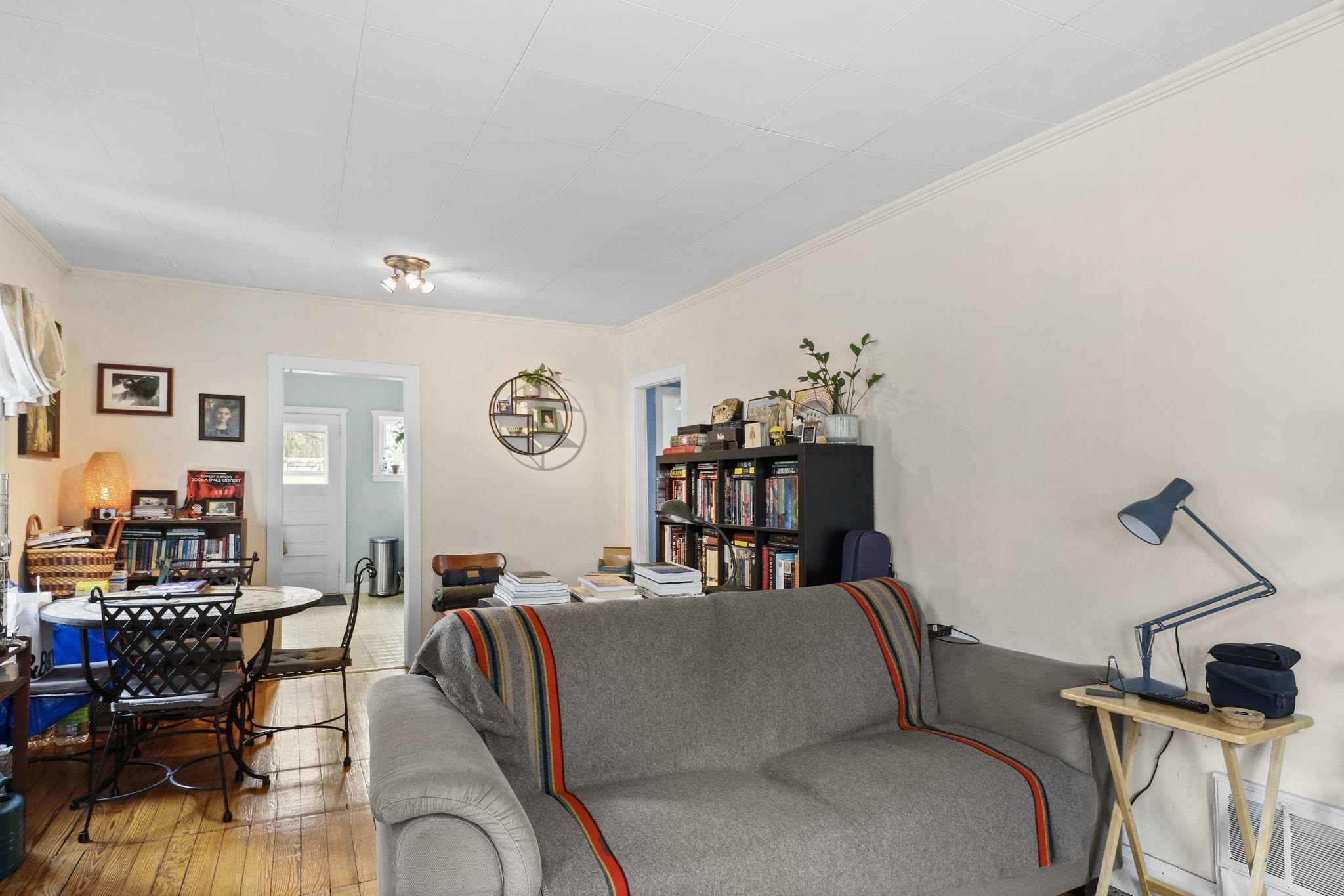 3222 Gregory Street Madison, WI 53711 - Photo 7 of 18