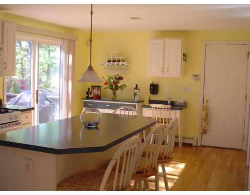 1 Harlow Farm Road Bourne, MA 02562 - Photo 3 of 7