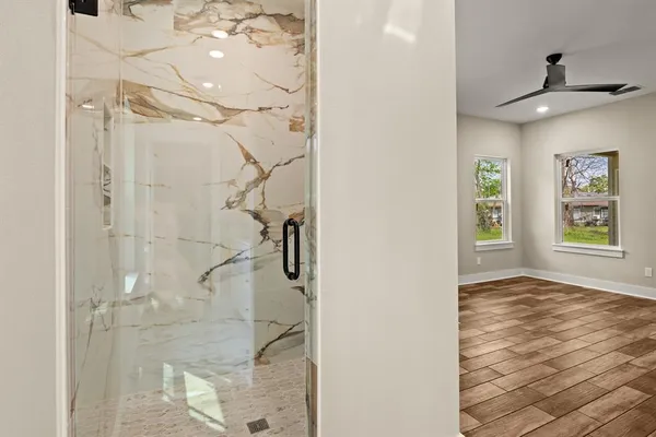 $285,000 | 226 Moreland Street, Pittsburg, TX 75686