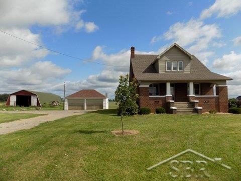 9896 West Fairgrove Road Reese, MI 48757 - Photo 3 of 18 31325370-2.JPG