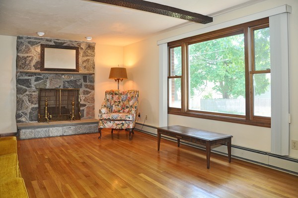 55 Mallard Road Quincy, MA 02169 - Photo 3 of 15 Gallery Image 3