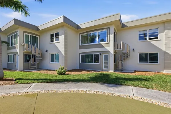 $430,000 | 6300 Flotilla Drive, Unit 81, Holmes Beach, FL 34217