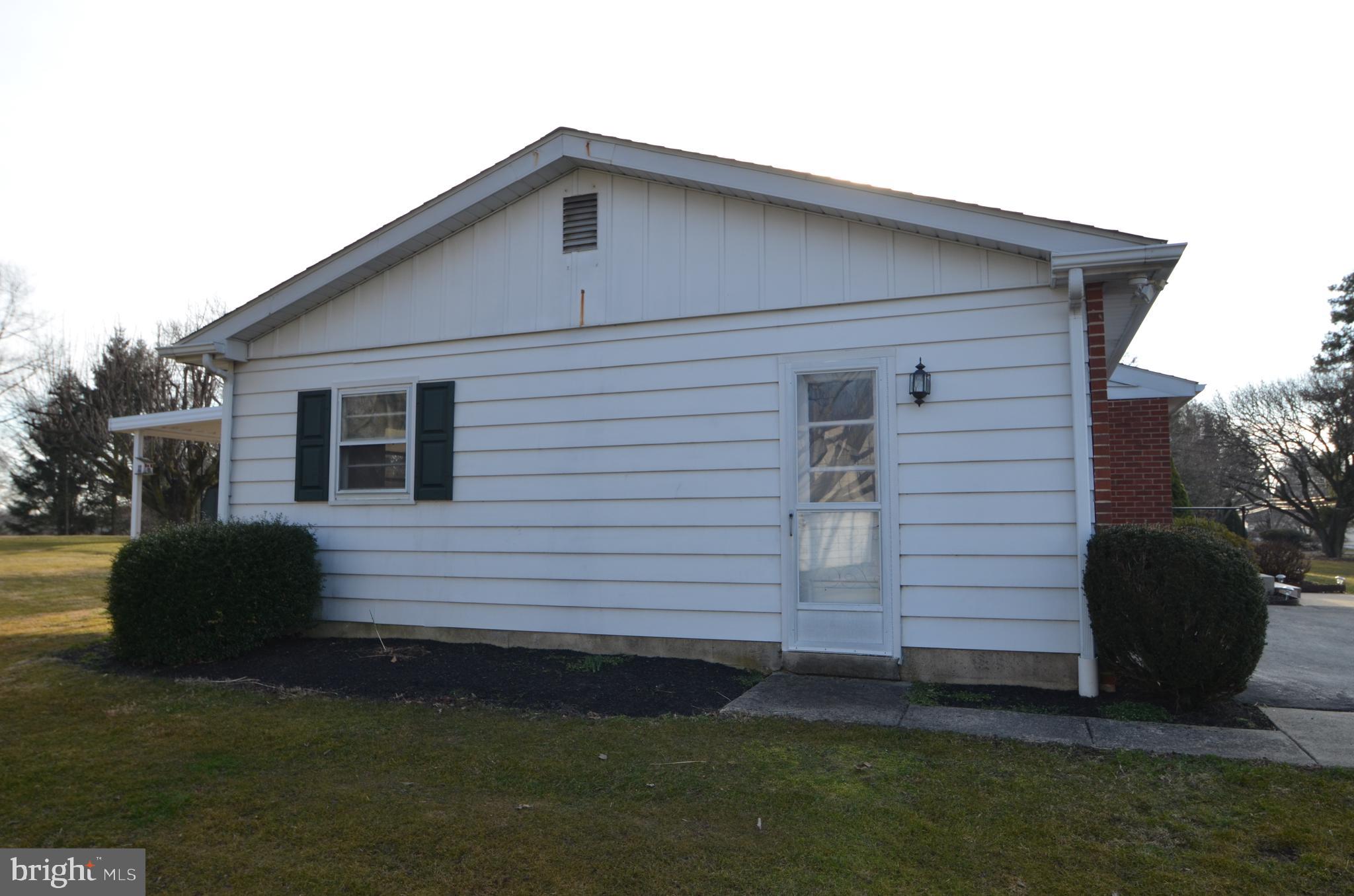 425 State Road West Grove, PA 19390 - Photo 5 of 22 Side view