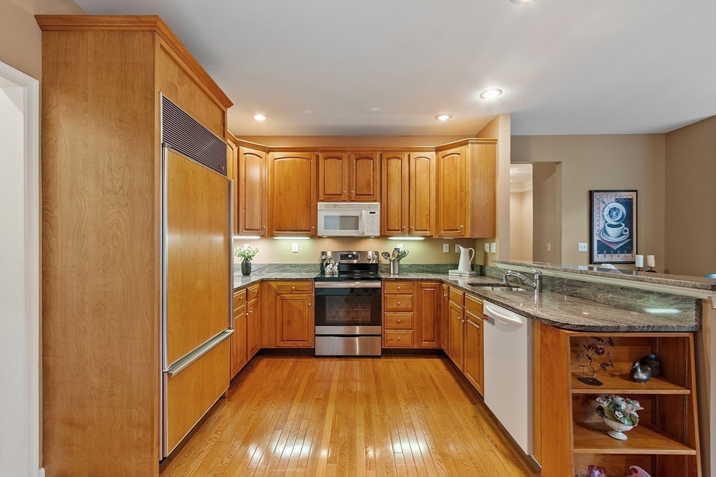 1 Emery Road, Unit 1 Bedford, MA 01730 - Photo 9 of 41 Gallery Image 9