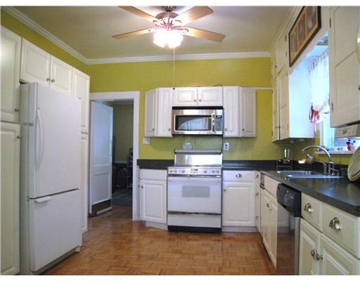 330 Castlegate Road Forest Hills, PA 15221 - Photo 11 of 18 Kitchen.