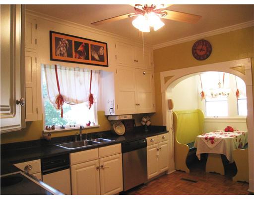 330 Castlegate Road Forest Hills, PA 15221 - Photo 13 of 18 Kitchen.