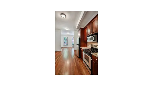 $3,300 | 155 East 85th Street, Unit 31 | Upper East Side