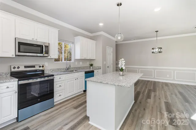 $380,000 | 2133 Tom Sadler Road, Charlotte, NC 28214