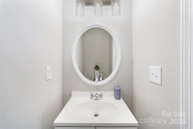 $380,000 | 2133 Tom Sadler Road, Charlotte, NC 28214