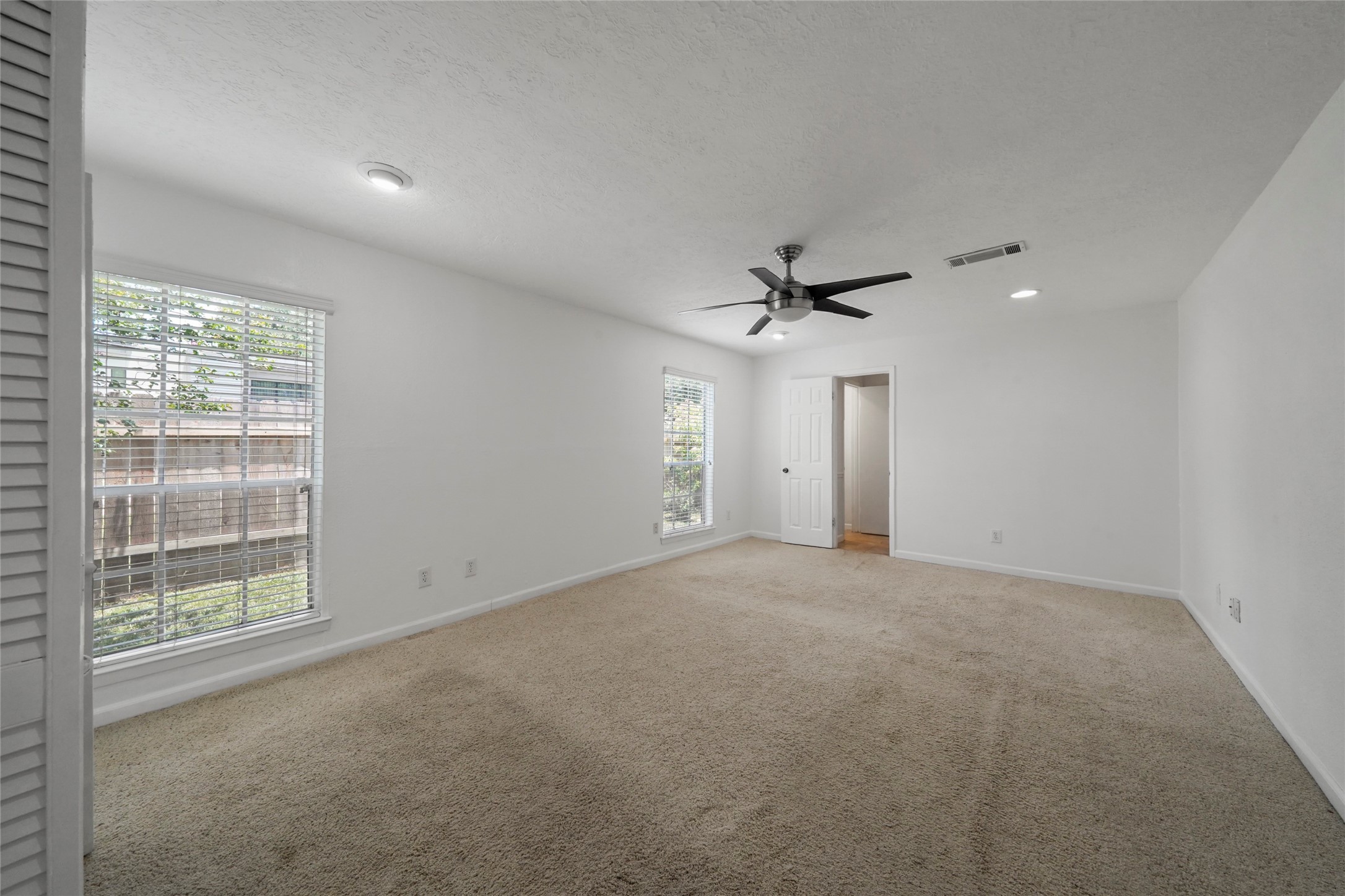 1803 Libbey Drive Houston, TX 77018 - Photo 32 of 44