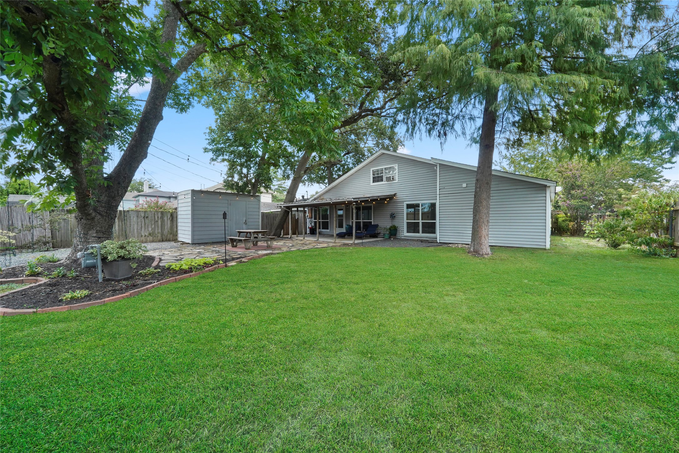 1803 Libbey Drive Houston, TX 77018 - Photo 42 of 44 Backyard has large trees with lots of shade for
those hot summers.