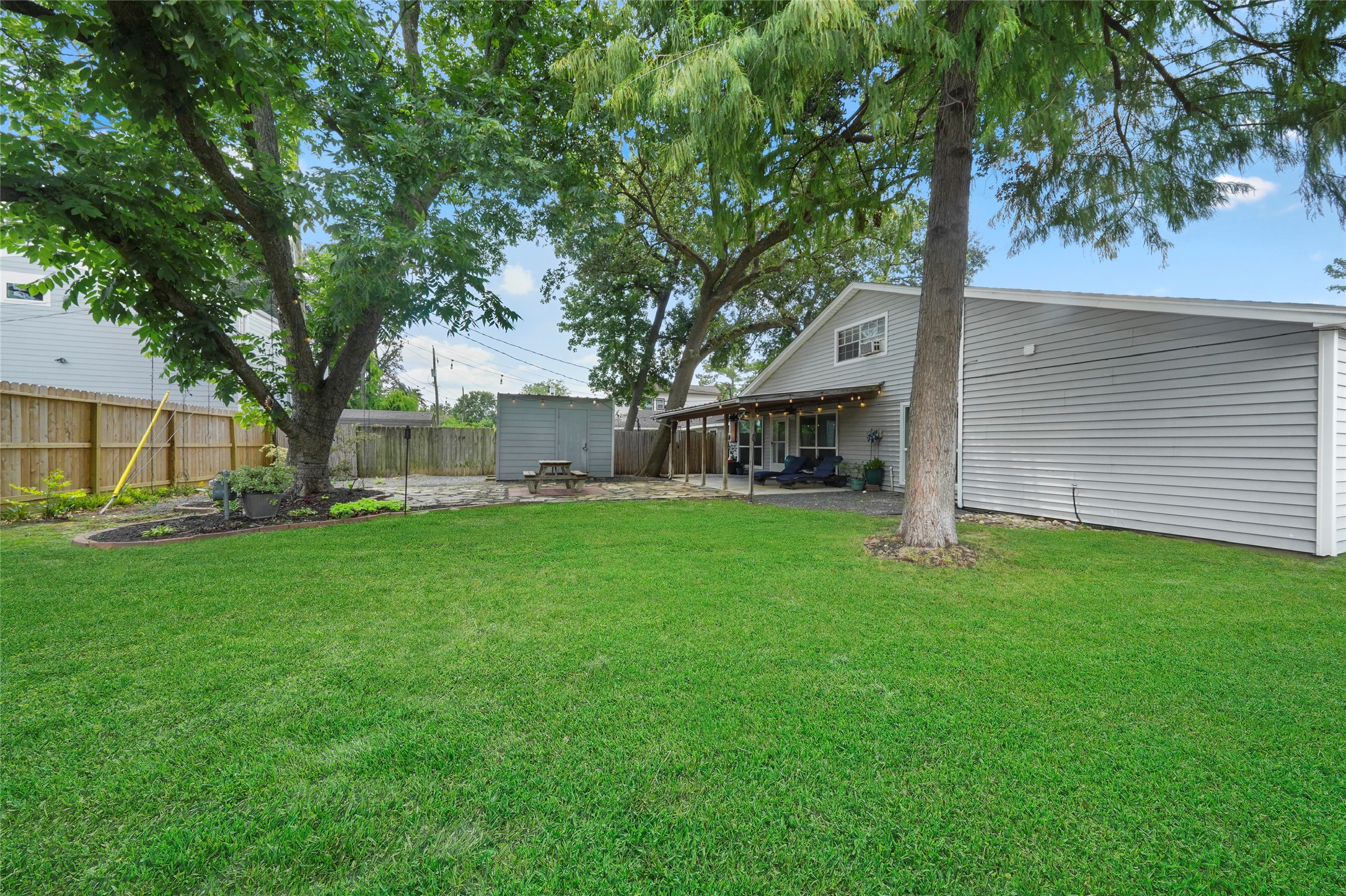 1803 Libbey Drive Houston, TX 77018 - Photo 43 of 44 Another view of the backyard.