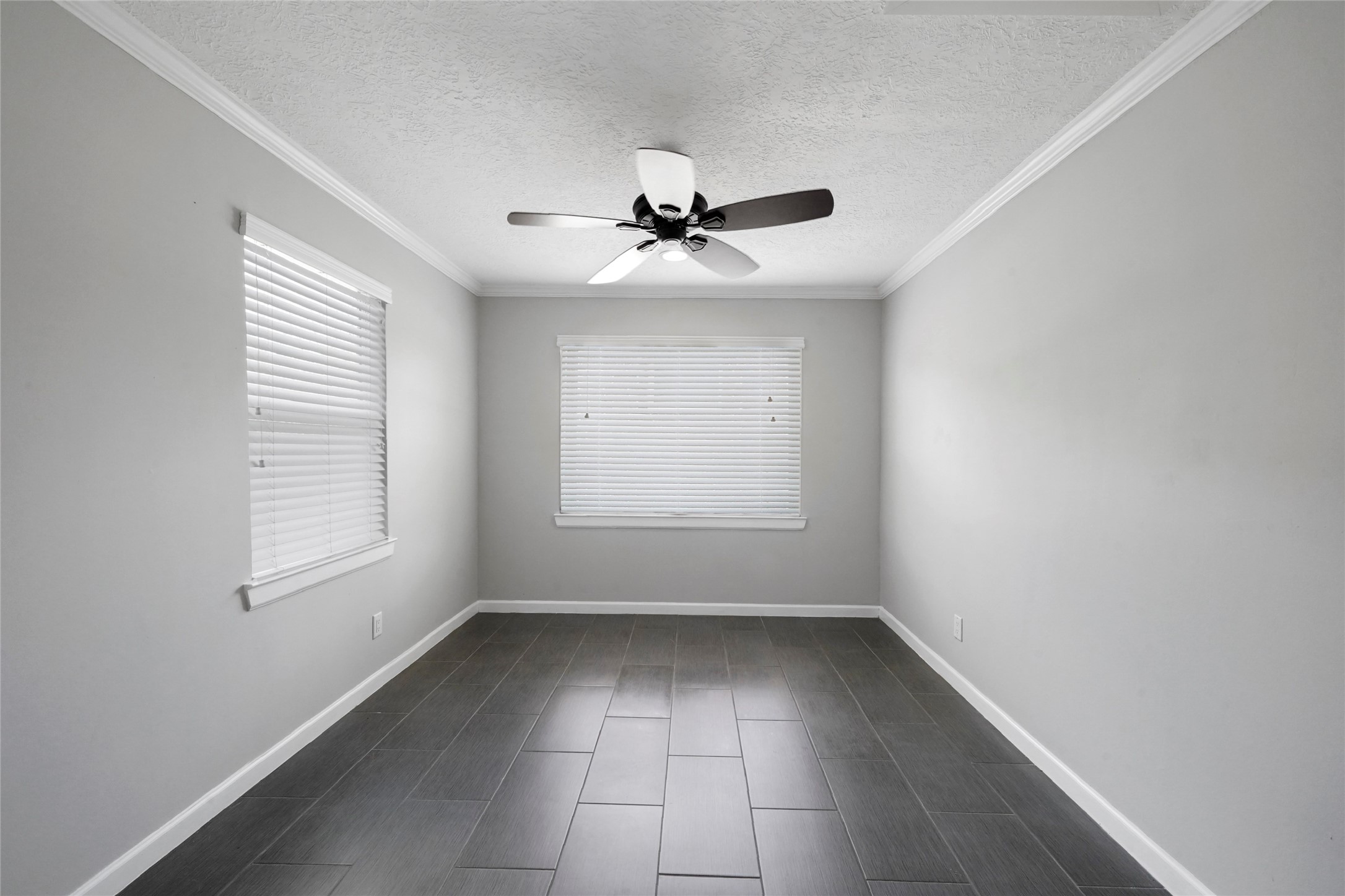 1803 Libbey Drive Houston, TX 77018 - Photo 10 of 44