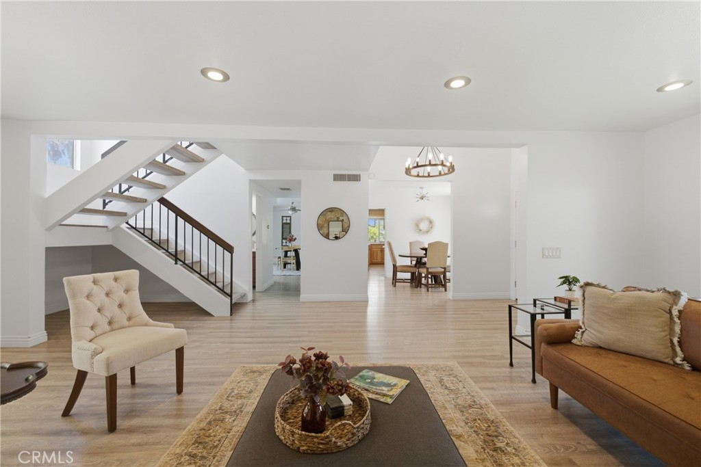 1453 Timberlane Drive Riverside, CA 92506 - Photo 17 of 49